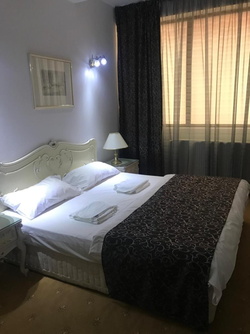Cazare Fundeni Medlife Bucareste Exterior foto